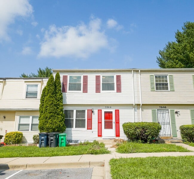 Primary Photo - Amazing 3 BR/1.5 BA Townhome in Landover!