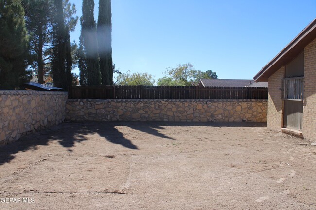 Building Photo - 1582 Diego Rivera Dr