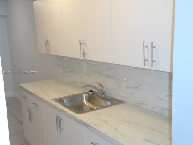 Building Photo - 1648 NW 58th Ave