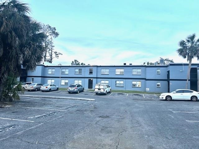 Building Photo - 2325 W Pensacola St