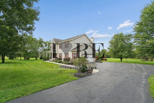 Building Photo - 8765 Hyland-Croy Rd