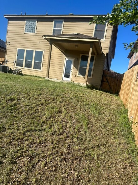 Building Photo - 5309 Cilantro Pl