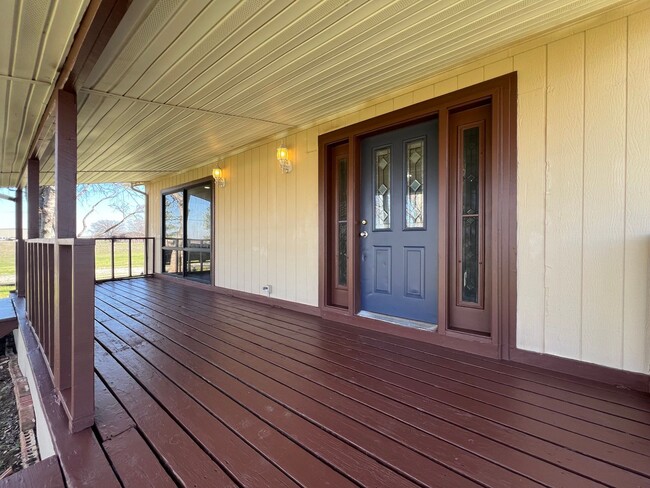 Building Photo - Homes for Rent in Rhome TX