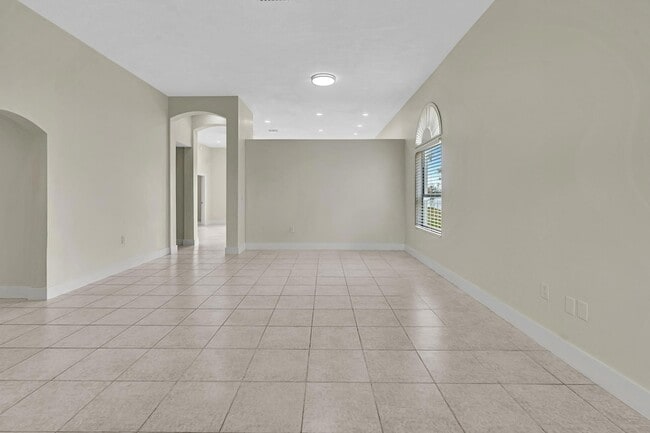 Building Photo - 1688 NW 144th Way