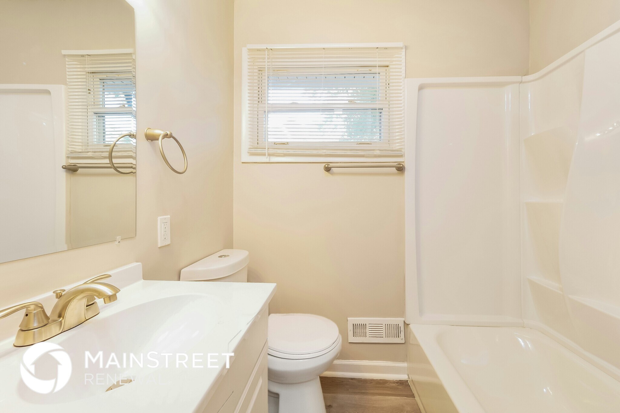 Building Photo - 7810 E 112th St