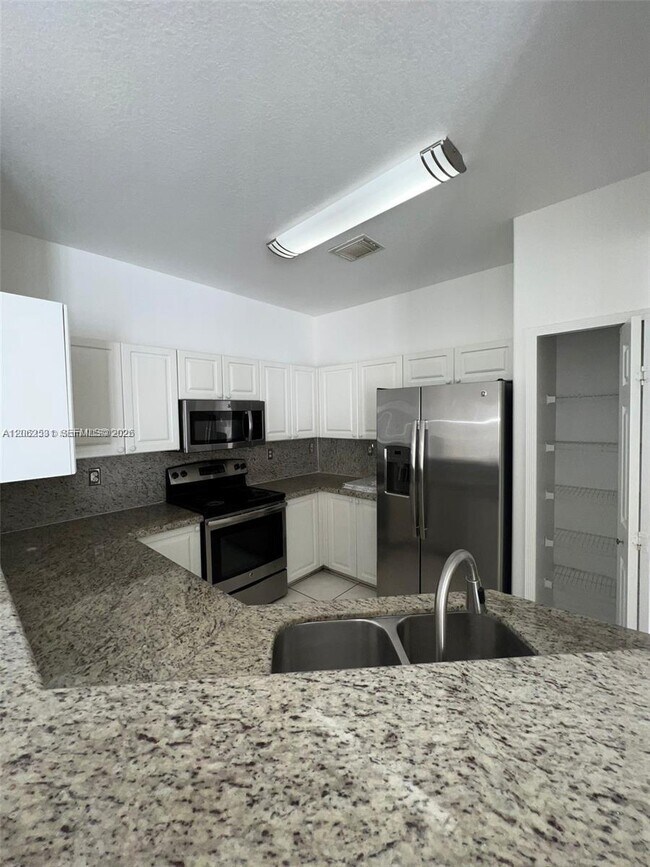 Building Photo - 4847 NW 108th Ct