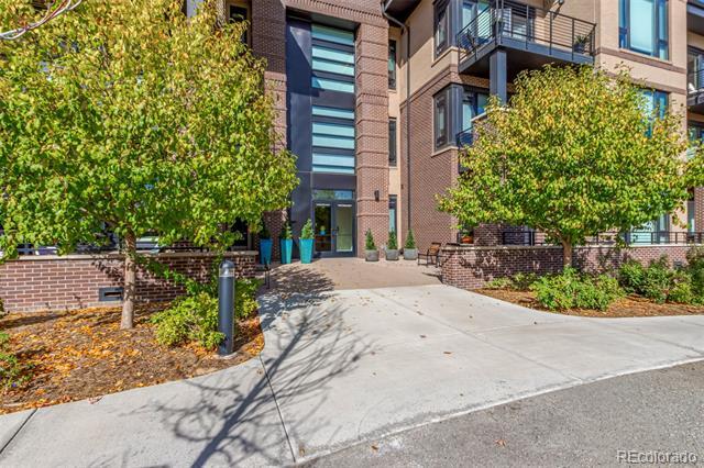 Building Photo - 6618 E Lowry Blvd