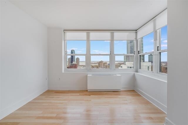 Building Photo - 88 Morgan St