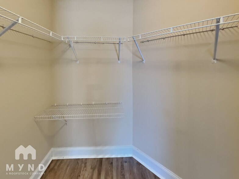 Building Photo - 601 Summer Cove Cir NW