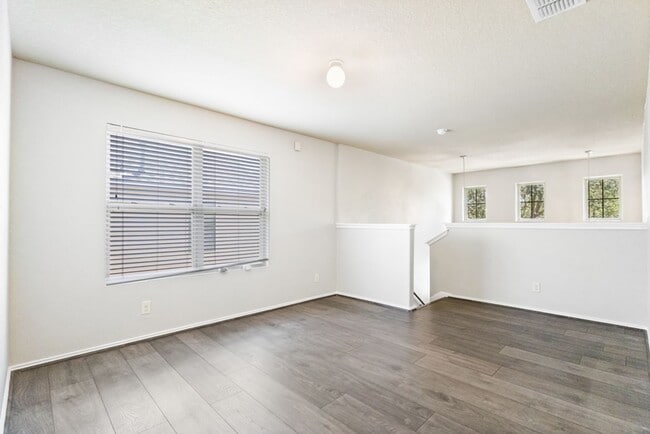 Building Photo - 426 Tequila Ranch
