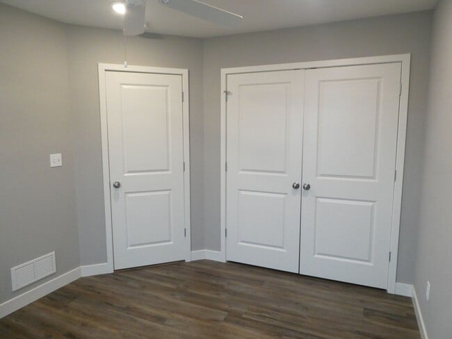 Building Photo - 3 Bedroom 2 Bath Home- Off Green Meadows Rd