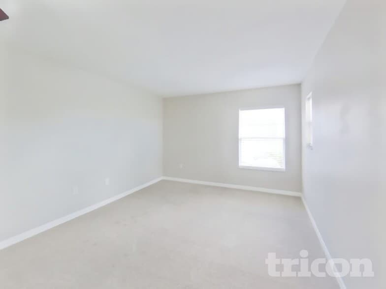 Building Photo - 12134 Fern Haven Ave