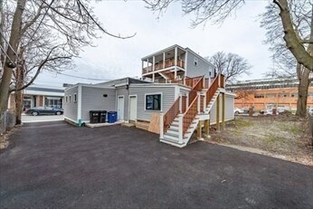 Building Photo - 2A Rossmore Rd
