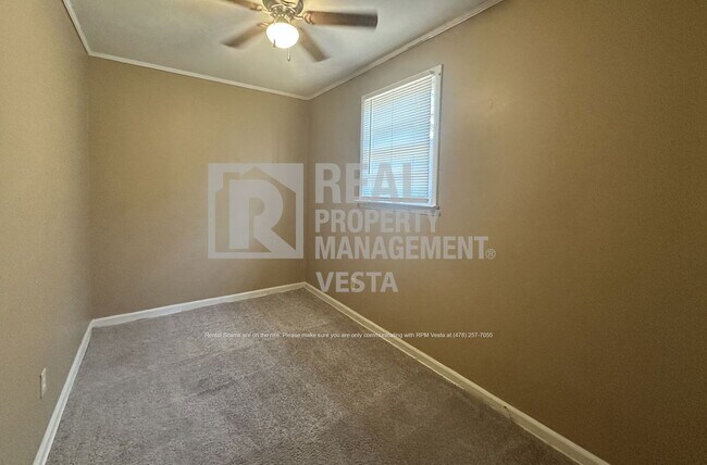 Building Photo - 2775 Reynolds Dr