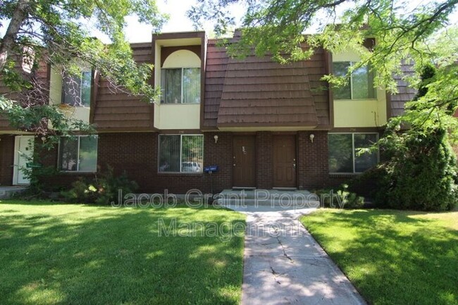 Primary Photo - 756 Whittier St
