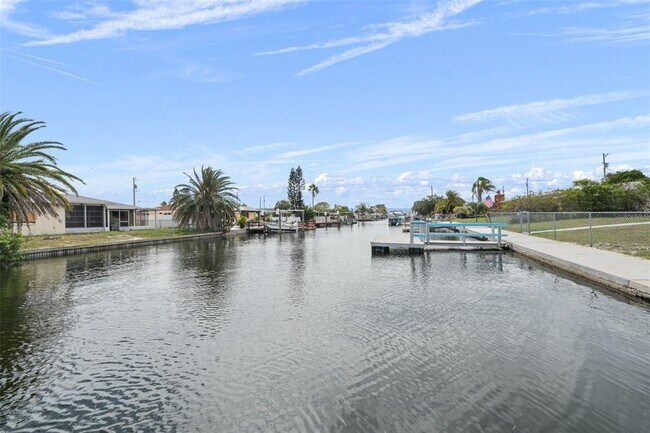 Building Photo - 13704 Veronica Dr