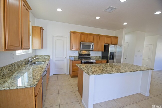 Building Photo - 10725 Cordero Dr