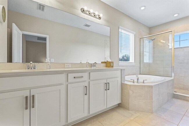 Building Photo - 10414 Tranquil Mdw Lp