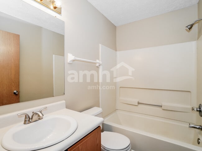 Building Photo - 5433 Longworth Dr