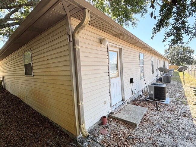 Building Photo - 6903 Sea Turtle Cir