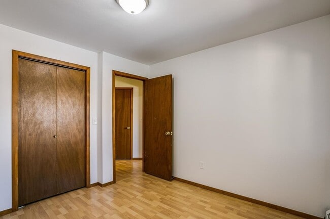 Building Photo - 2800 Kalmia Ave