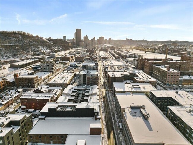 Building Photo - 2554 Smallman St