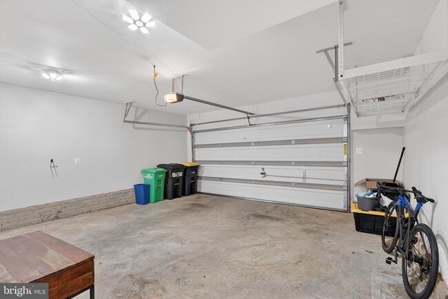 Building Photo - 7503 Grey Rock Ln