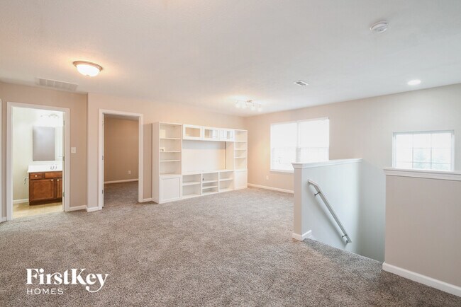 Building Photo - 5874 Crowley Pkwy