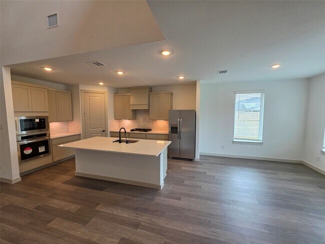 Building Photo - 3333 Woodrose Orchard Dr