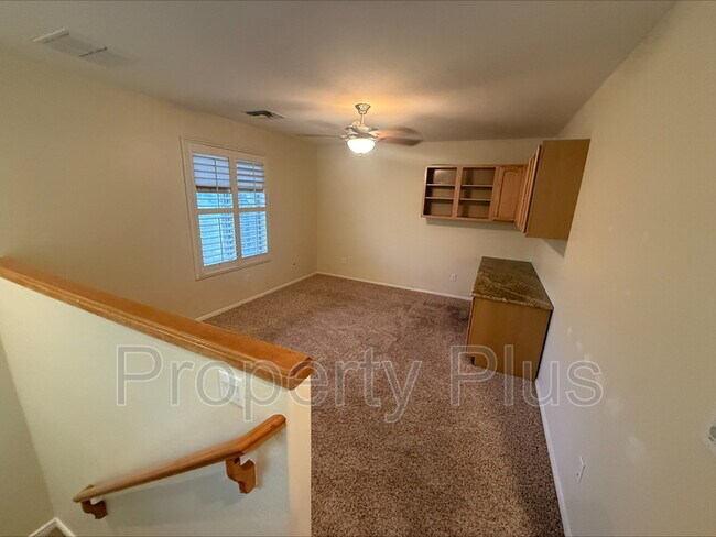 Building Photo - 8355 W Molly Ln