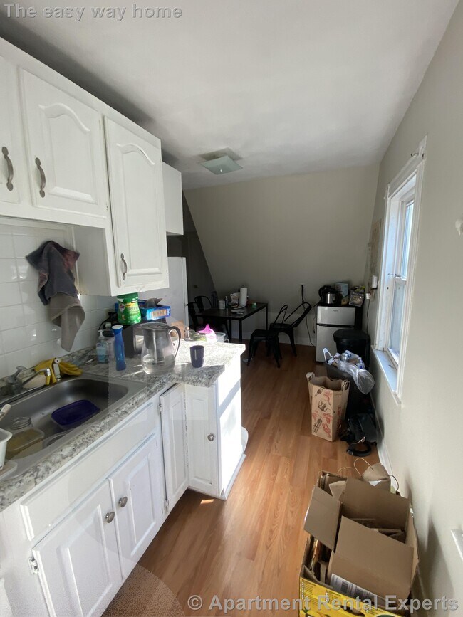 Building Photo - 14.5 Fairmount St