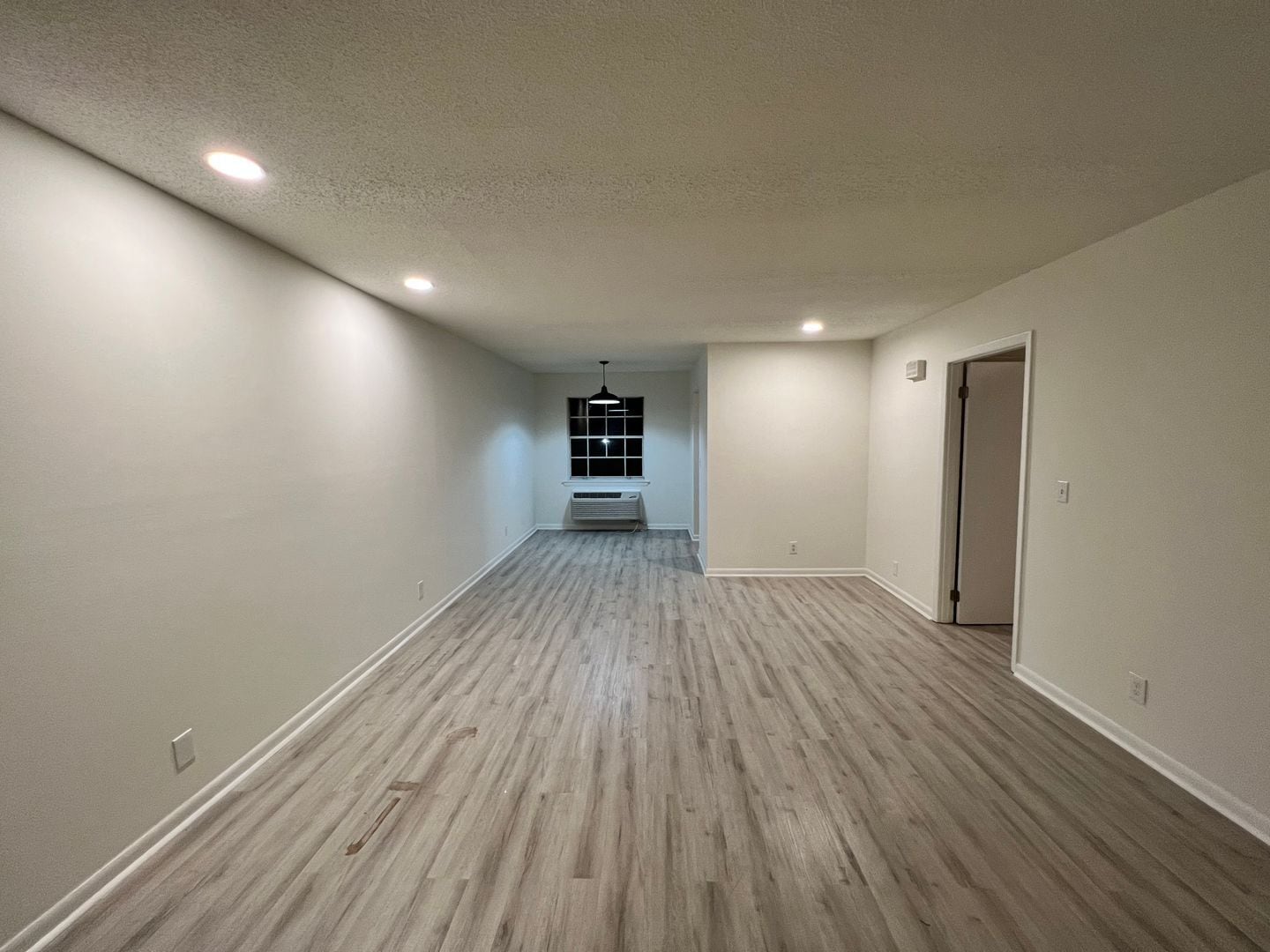 Building Photo - 2845 Dayton Blvd