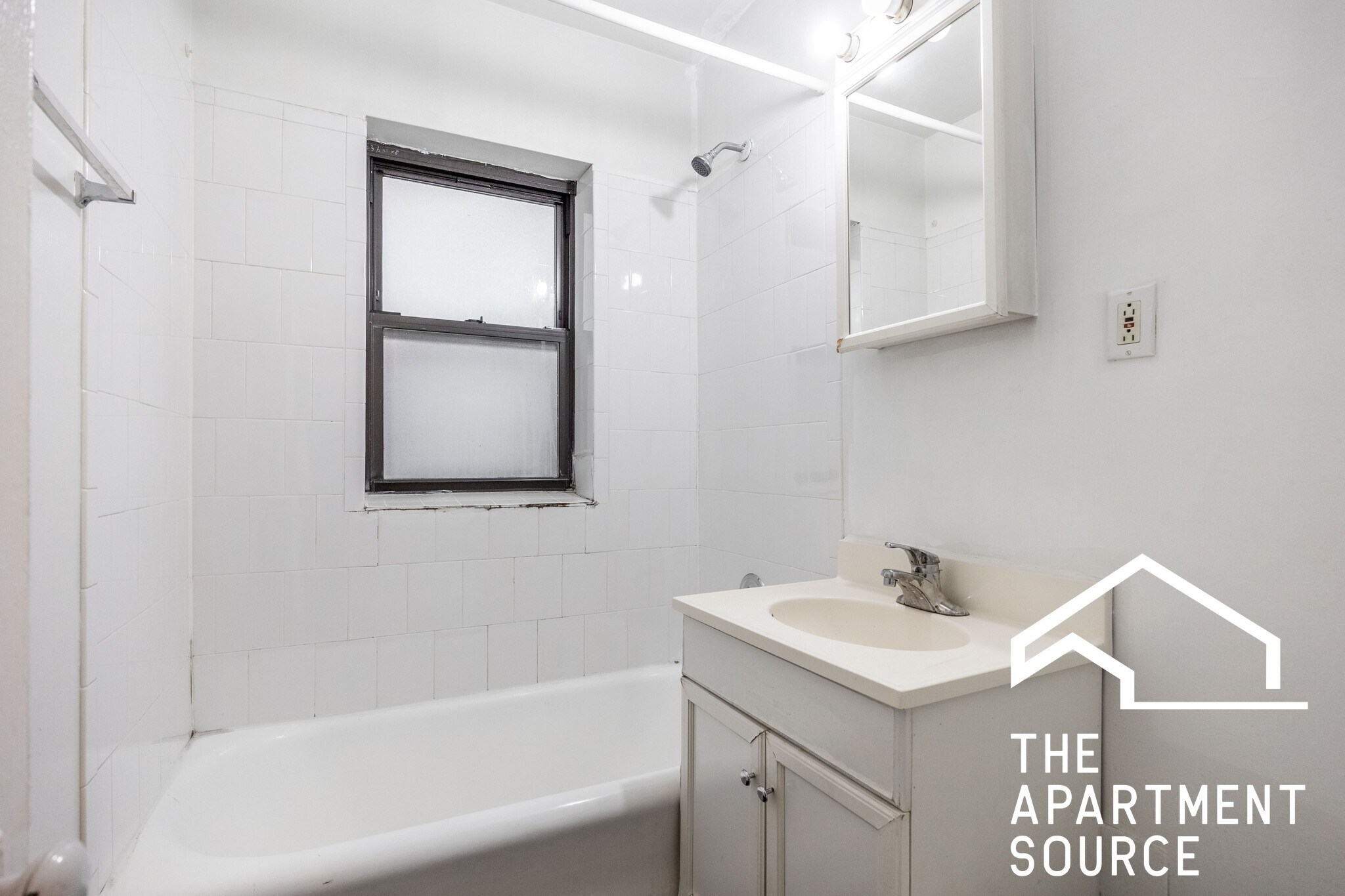 Building Photo - 532 W Arlington Pl