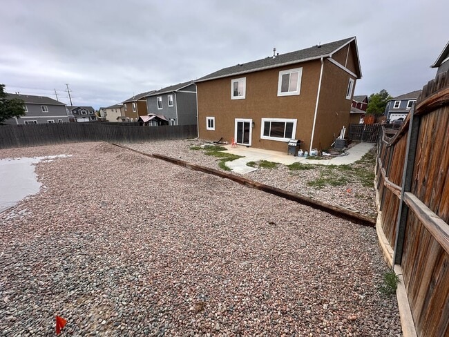 Building Photo - 5136 Killdeer Dr