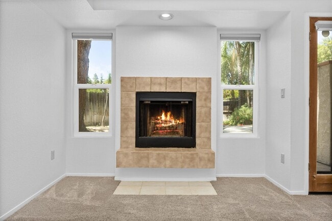 Building Photo - 2901 Loveland Way