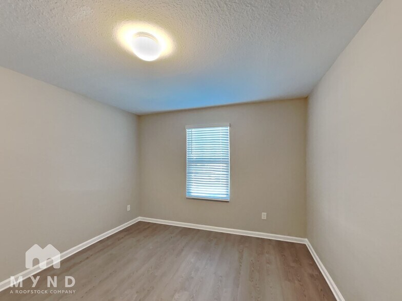 Building Photo - 12729 Camden Rd