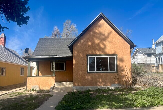 Front of house - 1013 Arizona Ave