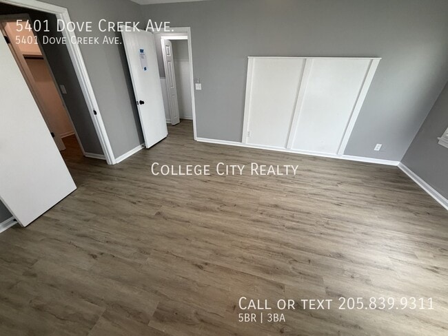 Building Photo - 5401 Dove Creek Ave