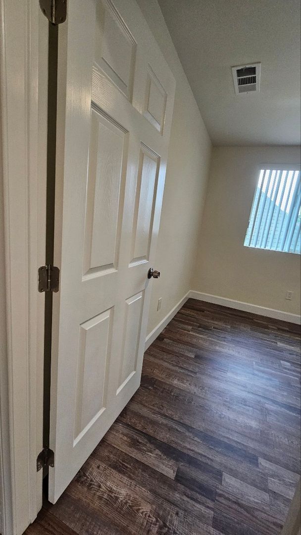 Building Photo - 23(1456,1458)