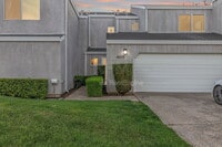 Building Photo - 4609 Da Vinci Dr