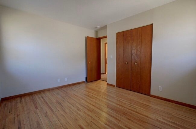 Building Photo - 109 Strese Ln