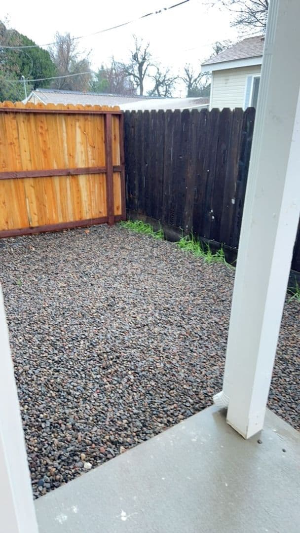 Building Photo - 101 E Lindo Ave