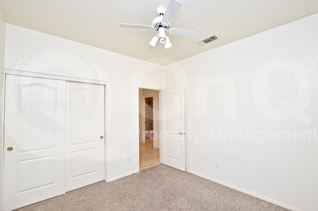 Building Photo - 598 S Neely St