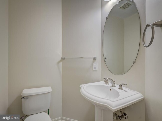 Building Photo - 12139 Amber Ridge Cir