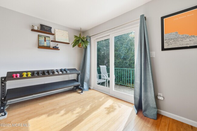 Building Photo - 65 Cedar Ave