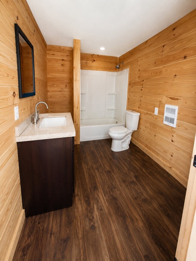 Building Photo - 169 Redbud Trl