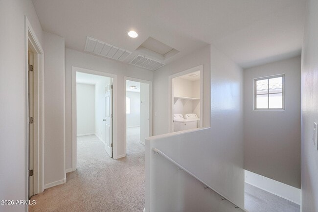 Building Photo - 5458 W Fulton St