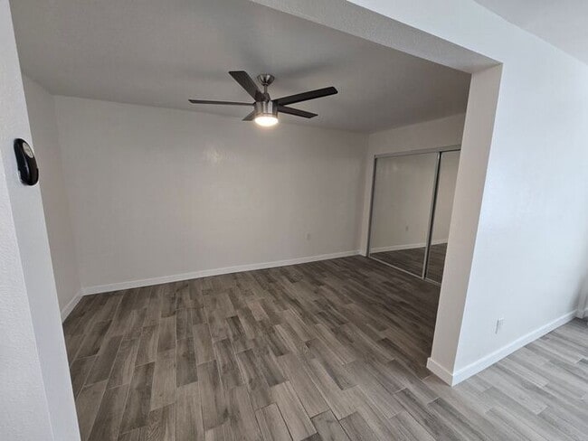Building Photo - Newly remodeled, studio-style living space located in the heart of San Diego