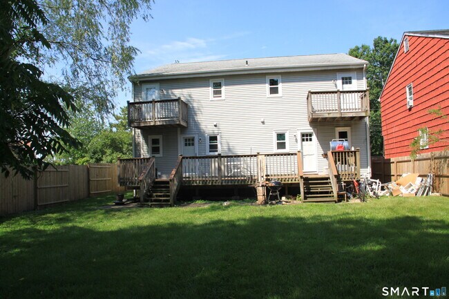 Building Photo - 124 Harbor Dr