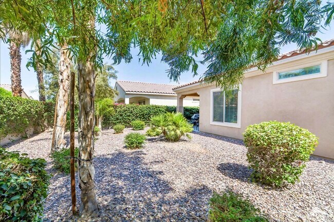 Building Photo - 81690 Avenida Alturas